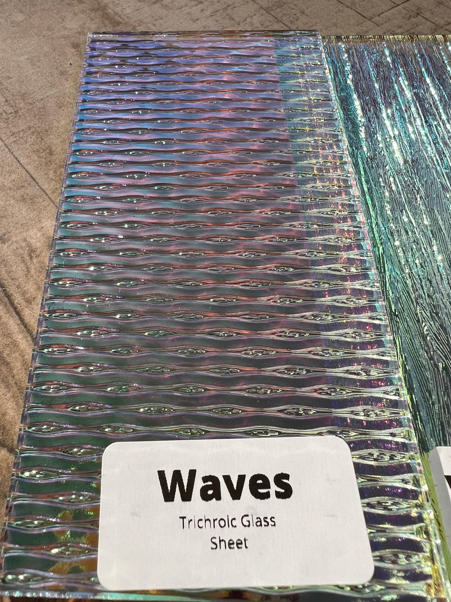 Trichroic Glass Sheets - Waves
